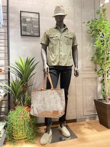 JOSEPH ABBOUD 東　 コーディネート画像