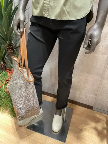 JOSEPH ABBOUD 東　 コーディネート画像