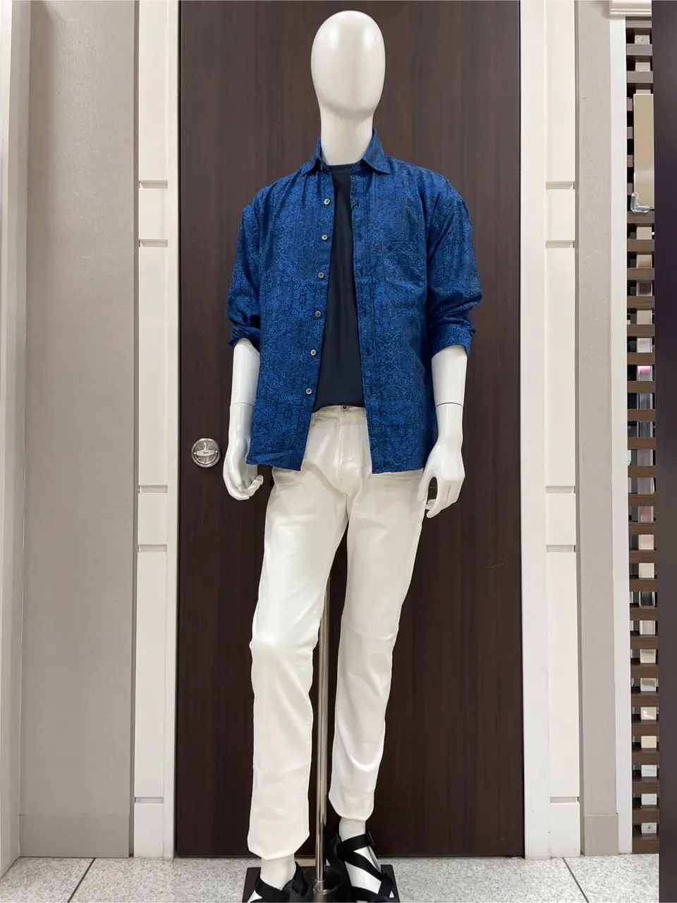 JOSEPH ABBOUD 松山 コーディネート画像