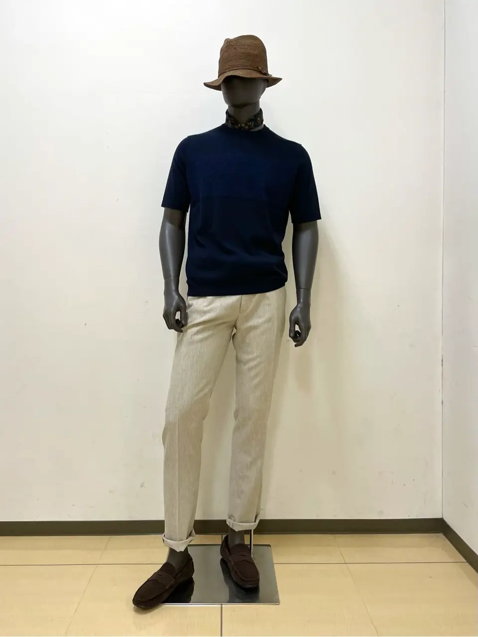 JOSEPH ABBOUD 金本 コーディネート画像