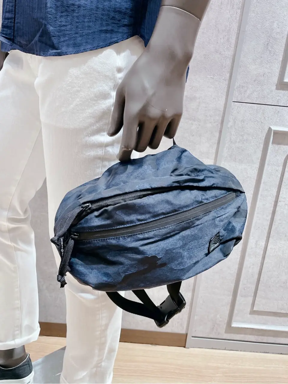 JOSEPH ABBOUD 二澤 コーディネート画像