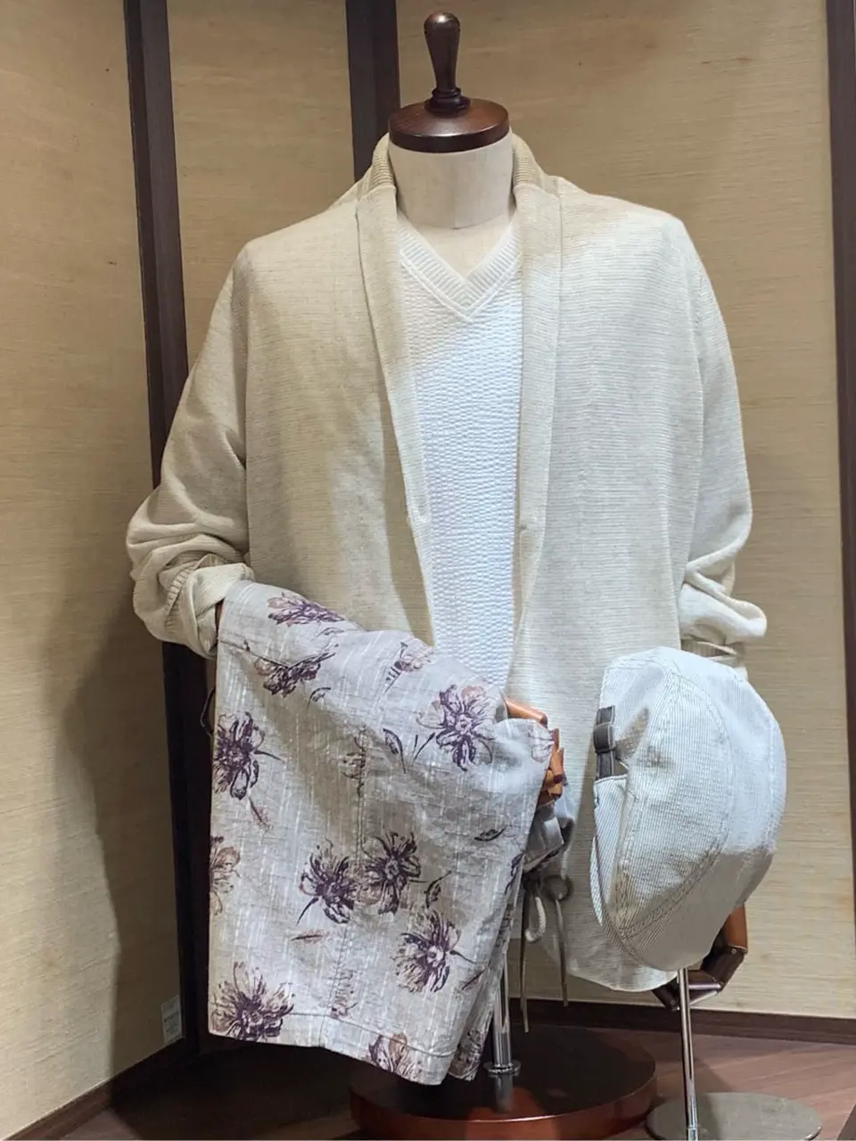  秦 コーディネート画像