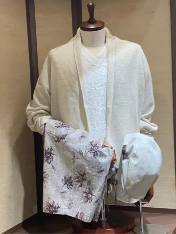 JOSEPH ABBOUD 秦 コーディネート画像