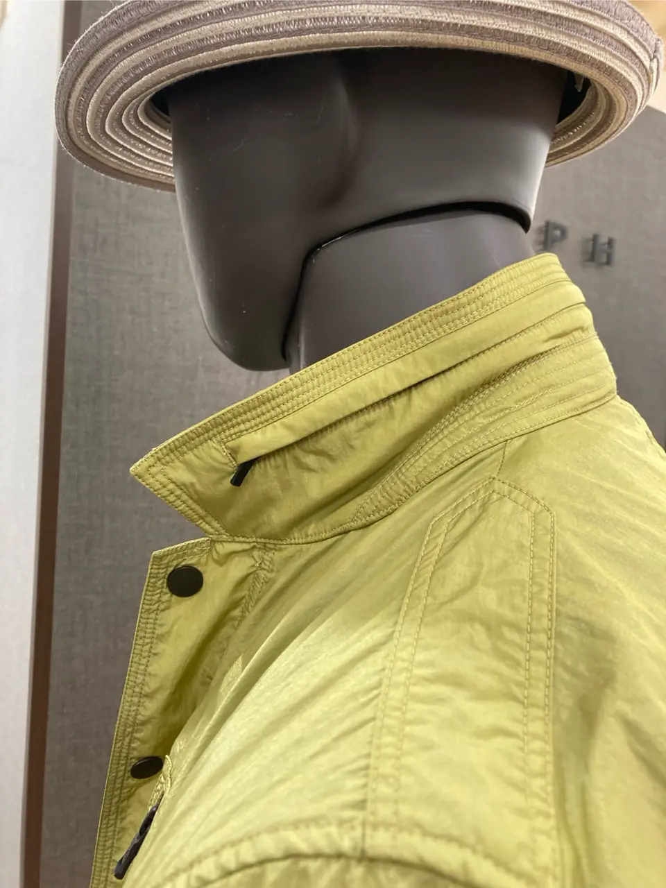 JOSEPH ABBOUD 丈六 コーディネート画像