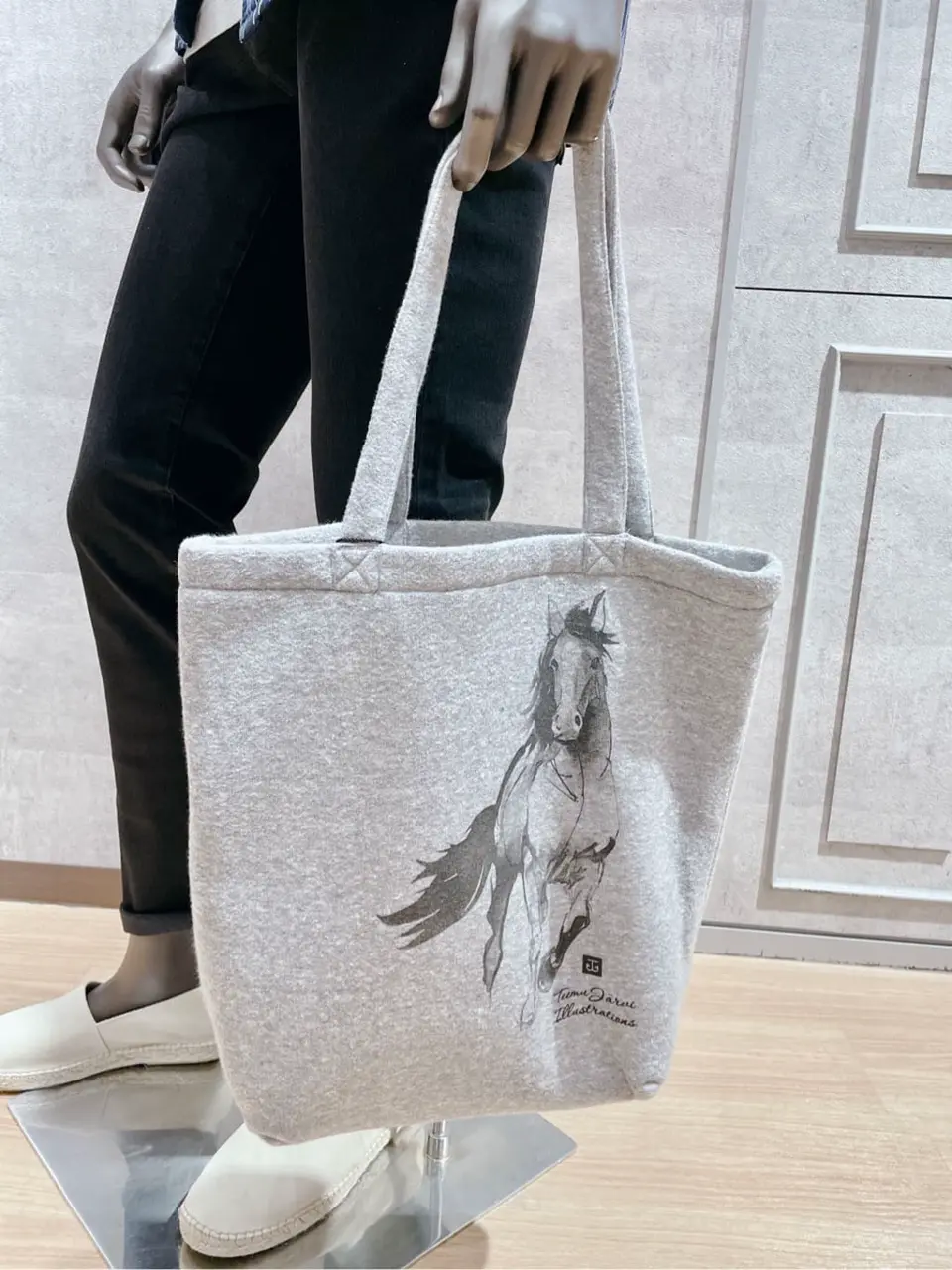 JOSEPH ABBOUD 二澤 コーディネート画像