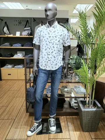 JOSEPH ABBOUD 中西 コーディネート画像