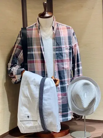 JOSEPH ABBOUD 秦 コーディネート画像