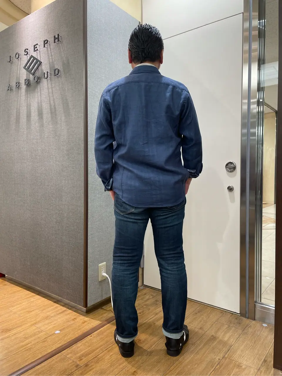 JOSEPH ABBOUD 辰見 コーディネート画像