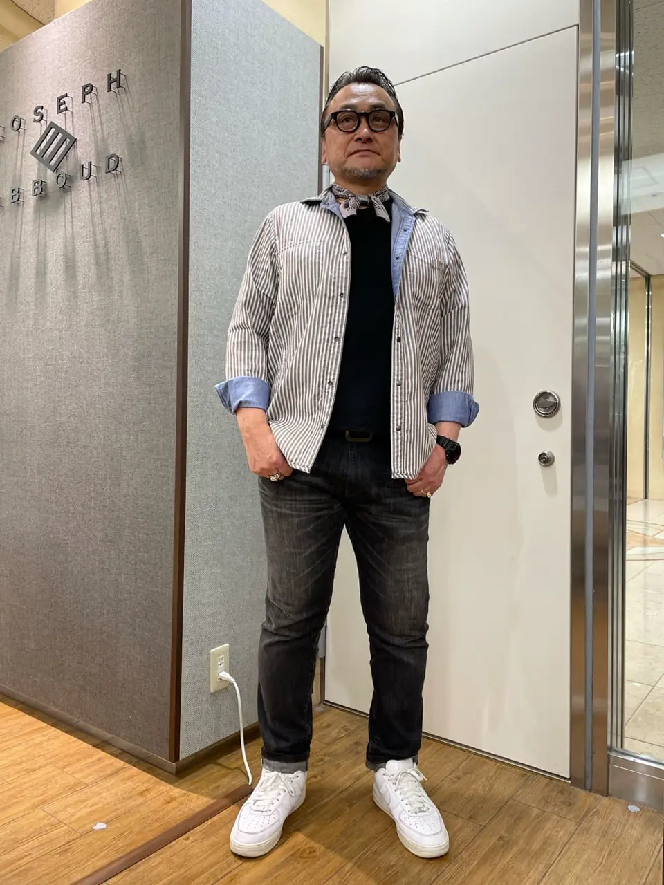 JOSEPH ABBOUD 辰見 コーディネート画像