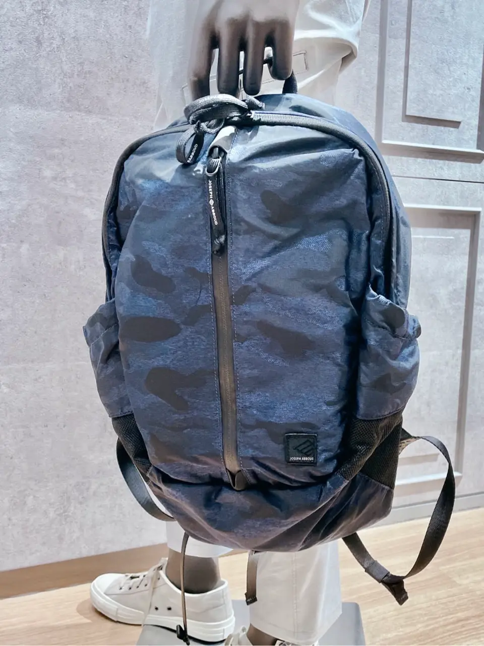 JOSEPH ABBOUD 二澤 コーディネート画像