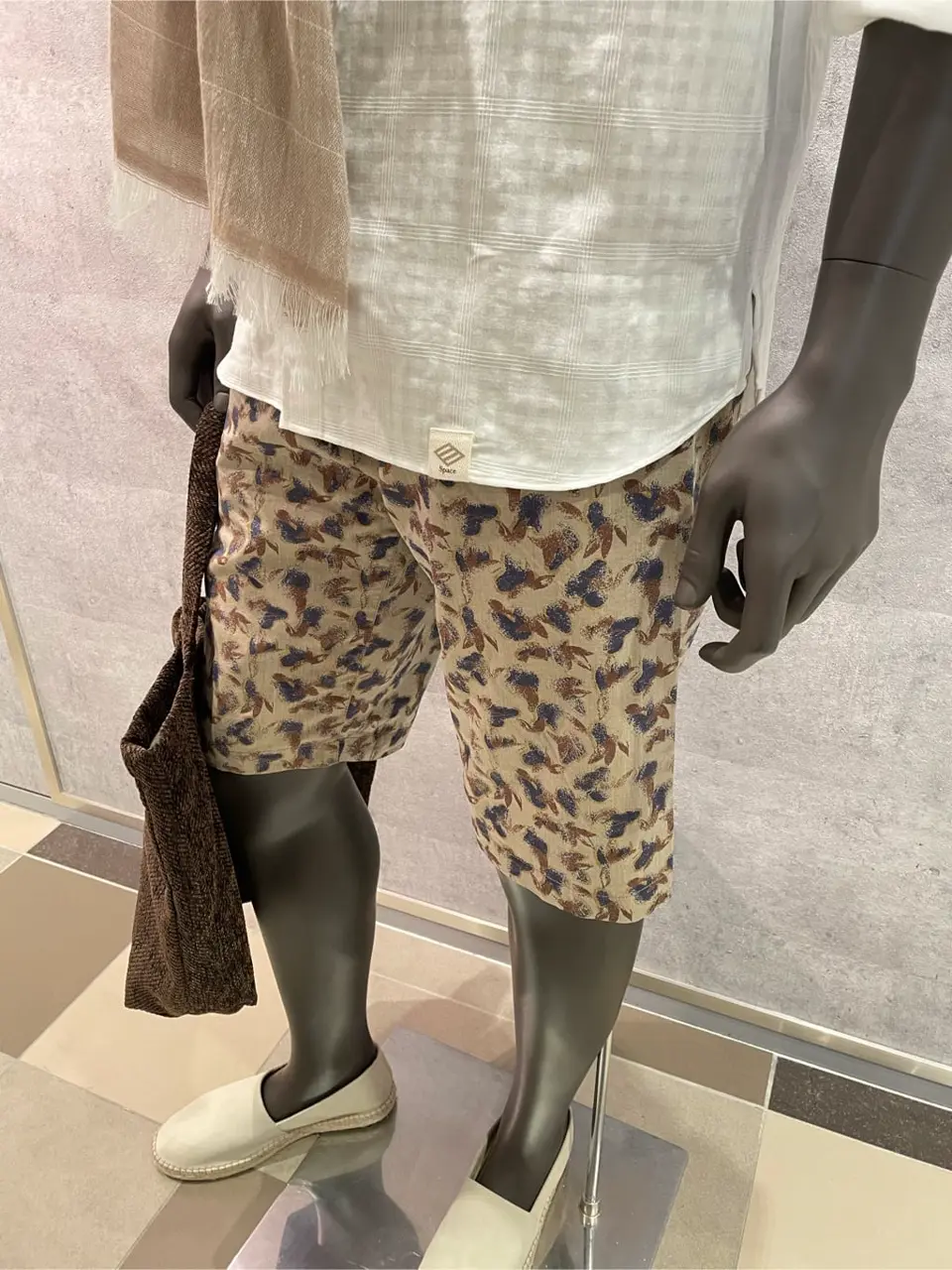 JOSEPH ABBOUD 東　 コーディネート画像