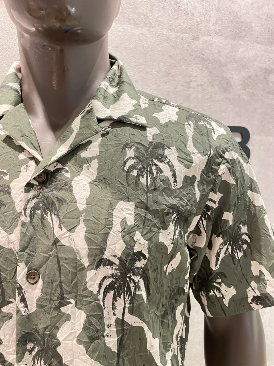 JOSEPH ABBOUD 東　 コーディネート画像