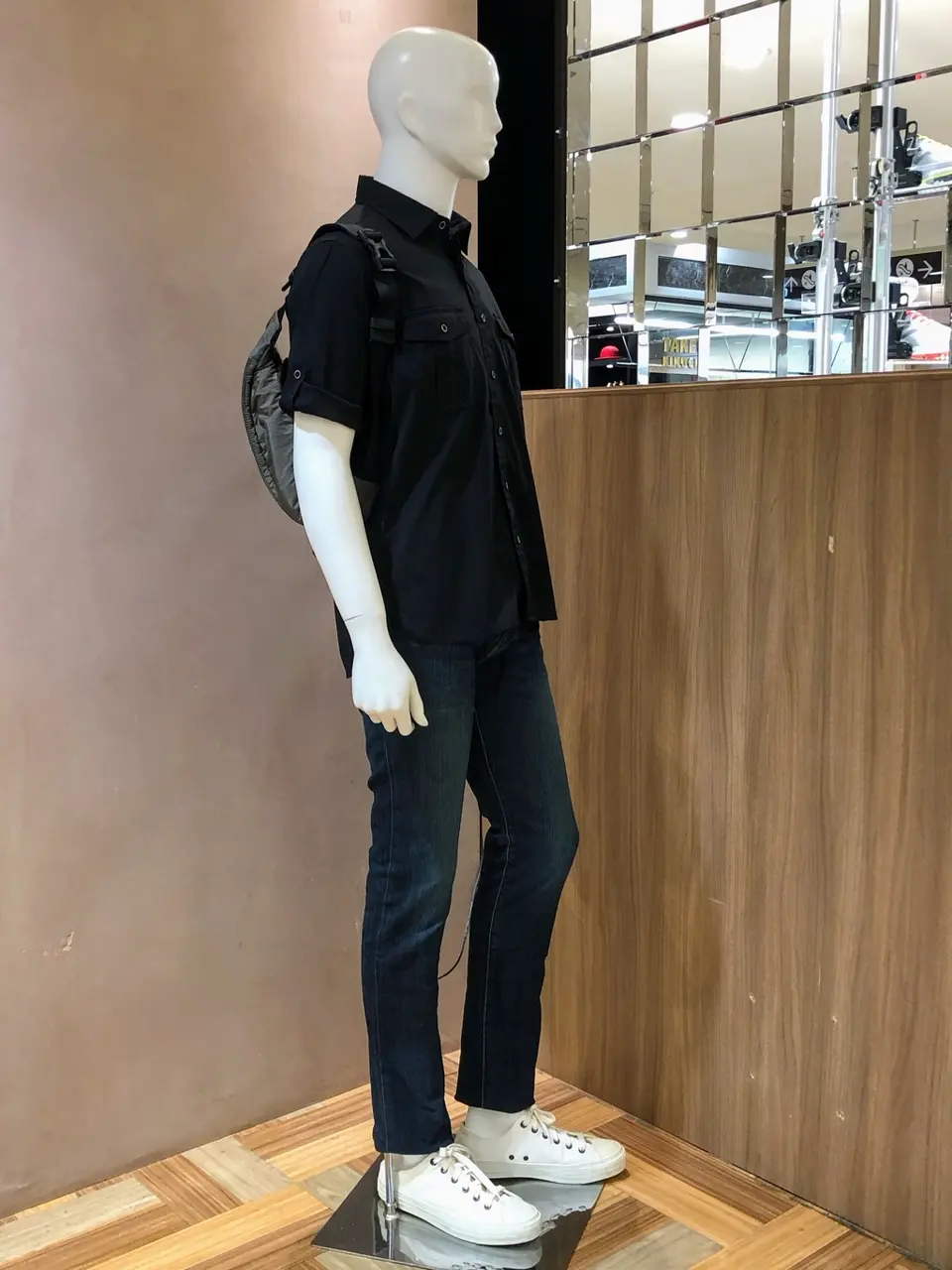 JOSEPH ABBOUD 小城 コーディネート画像