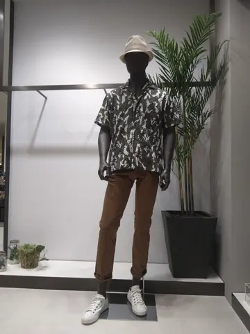 JOSEPH ABBOUD 重留 コーディネート画像