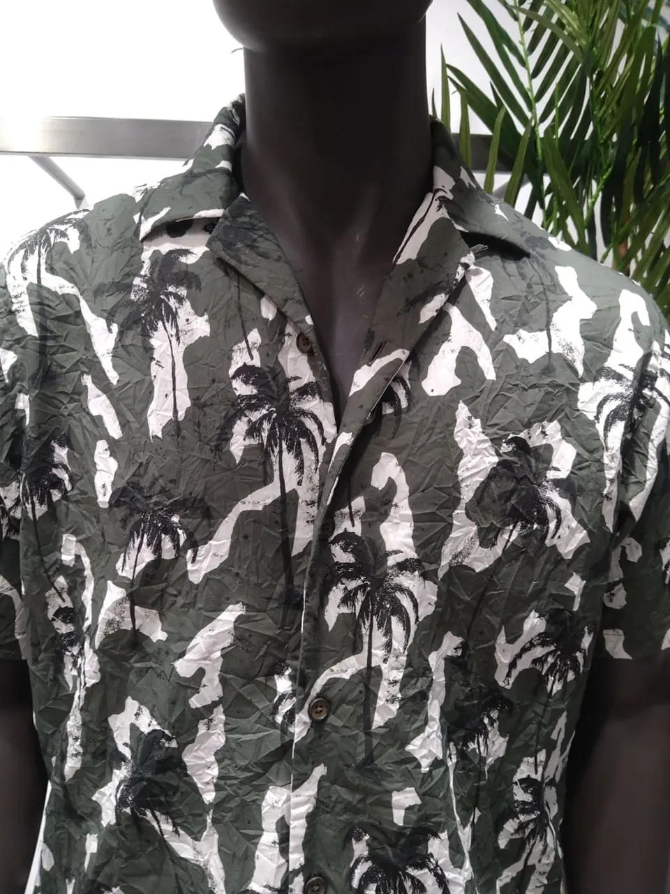 JOSEPH ABBOUD 重留 コーディネート画像