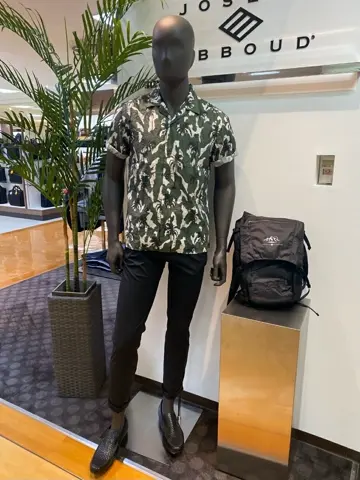 JOSEPH ABBOUD スタッフ コーディネート画像