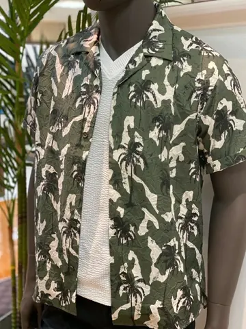 JOSEPH ABBOUD スタッフ コーディネート画像