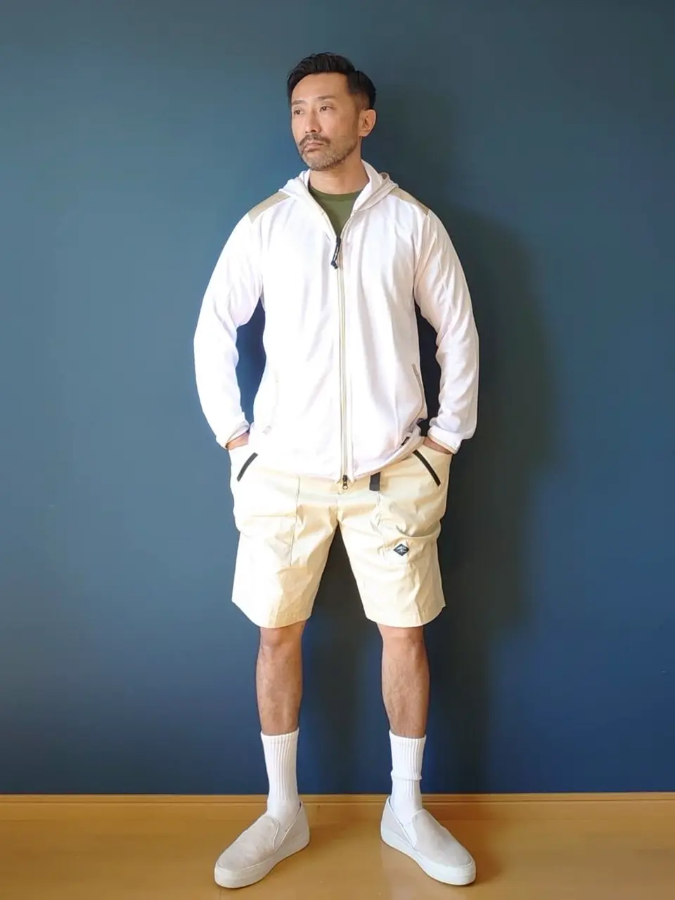 JOSEPH ABBOUD 安東 コーディネート画像