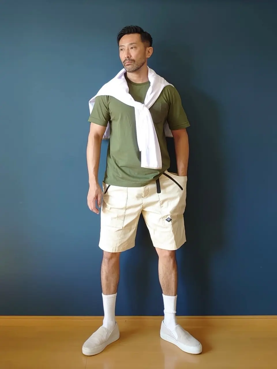 JOSEPH ABBOUD 安東 コーディネート画像