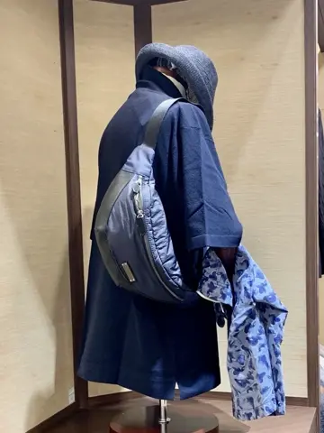 JOSEPH ABBOUD 秦 コーディネート画像