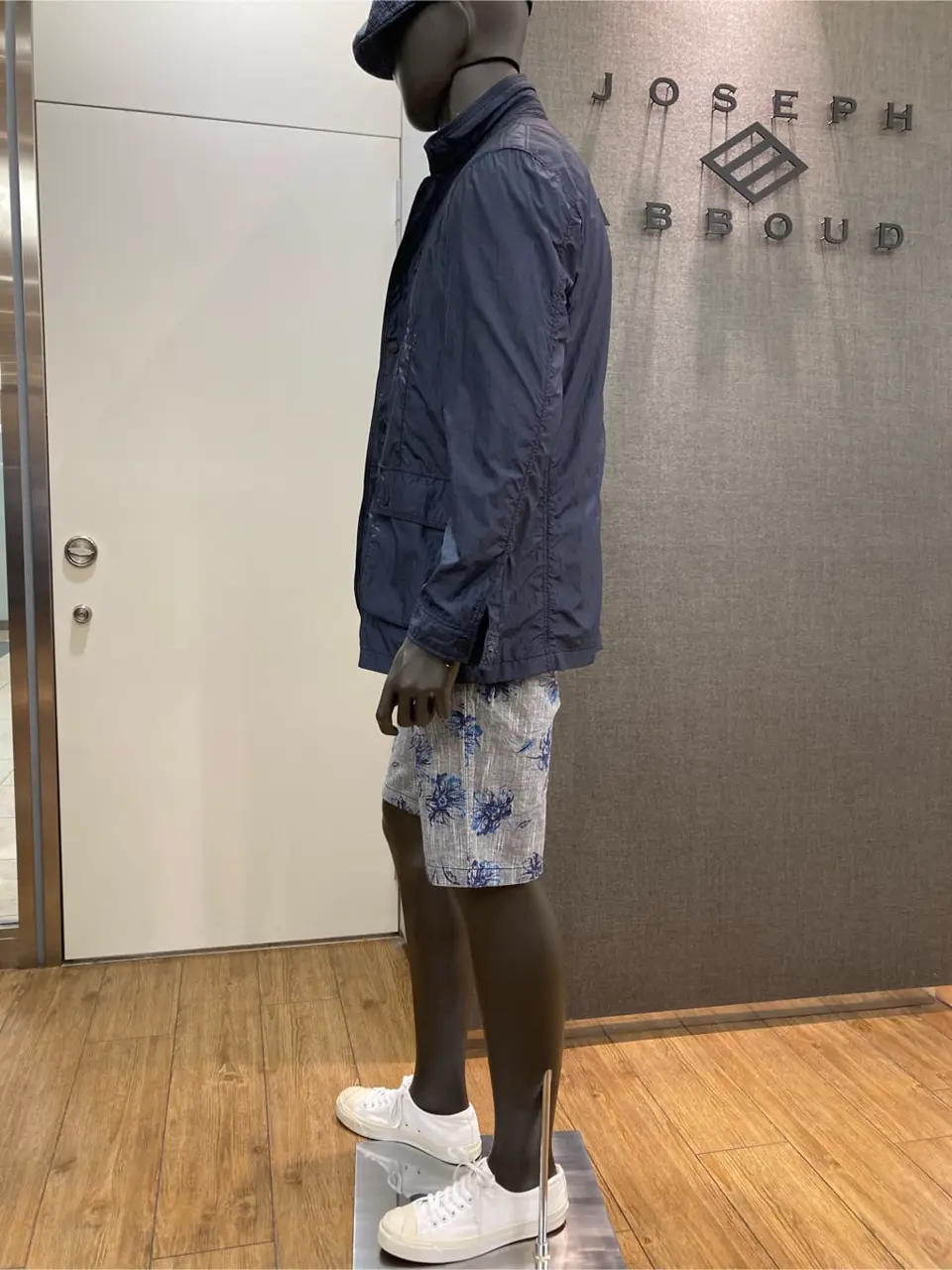 JOSEPH ABBOUD 丈六 コーディネート画像