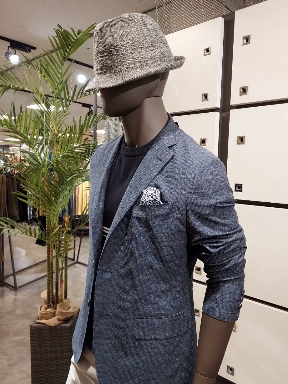 JOSEPH ABBOUD 宮下 コーディネート画像