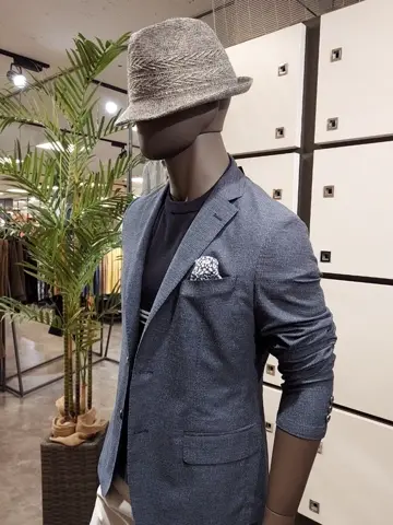 JOSEPH ABBOUD 宮下 コーディネート画像