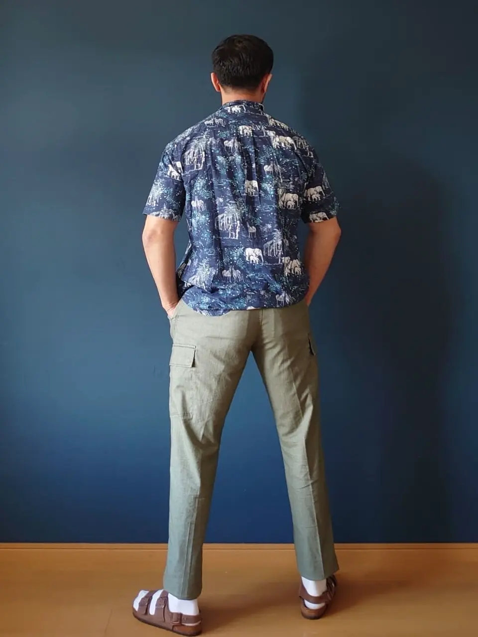 JOSEPH ABBOUD 安東 コーディネート画像