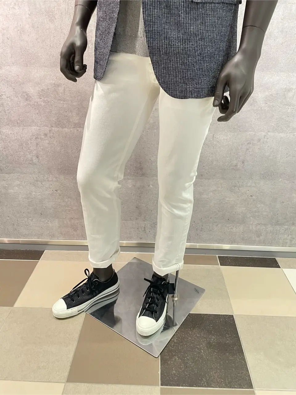 JOSEPH ABBOUD 東　 コーディネート画像