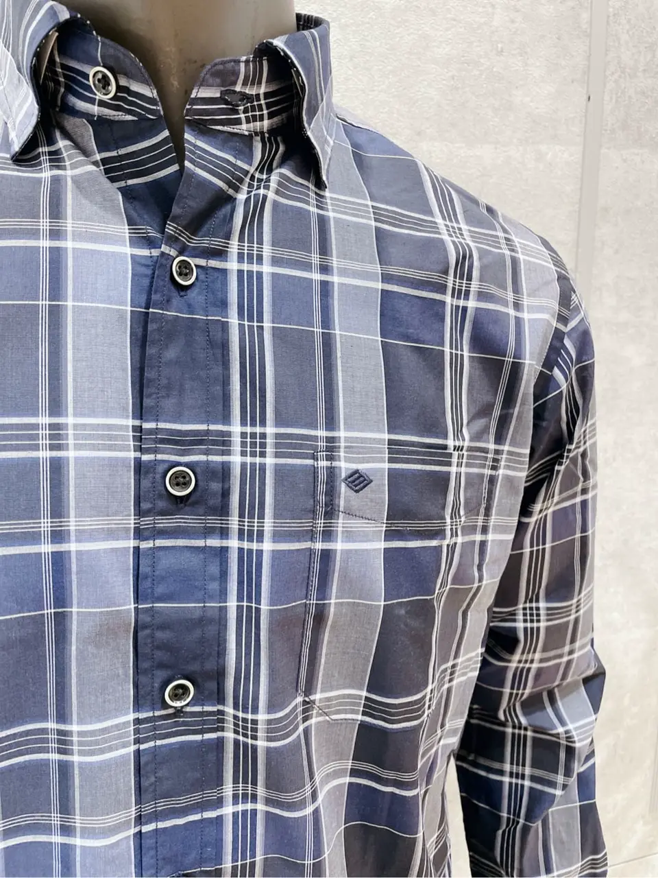 JOSEPH ABBOUD 二澤 コーディネート画像