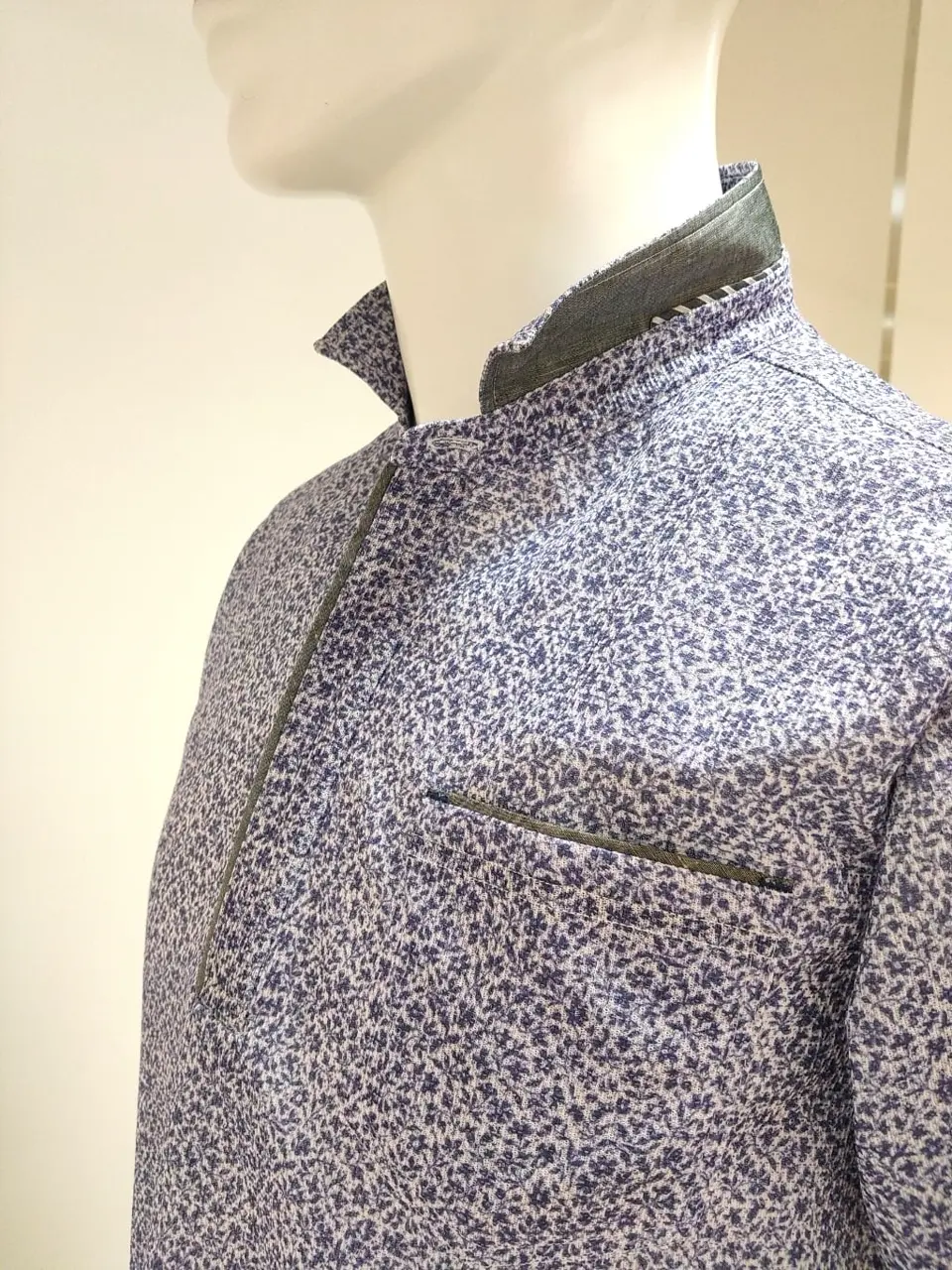 JOSEPH ABBOUD 袋地 コーディネート画像