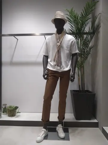 JOSEPH ABBOUD 重留 コーディネート画像