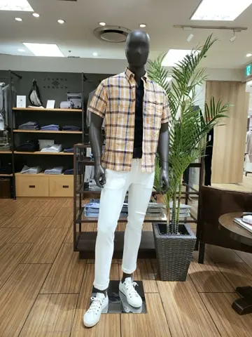 JOSEPH ABBOUD 中西 コーディネート画像