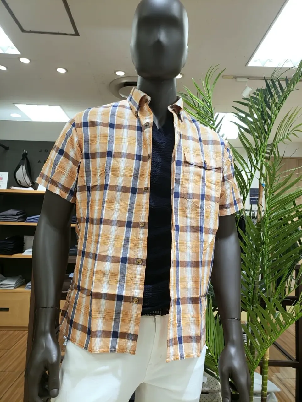 JOSEPH ABBOUD 中西 コーディネート画像