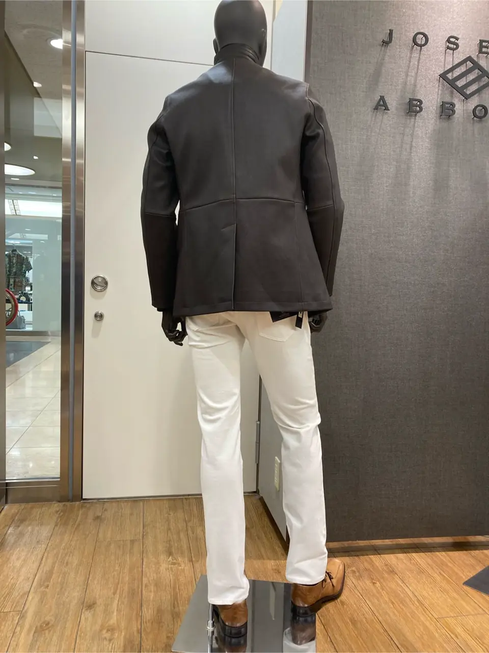 JOSEPH ABBOUD 丈六 コーディネート画像