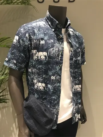 JOSEPH ABBOUD 伊津野 コーディネート画像