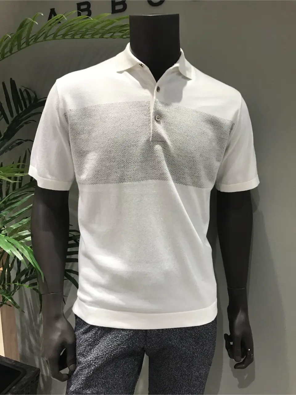 JOSEPH ABBOUD 伊津野 コーディネート画像