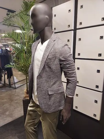 JOSEPH ABBOUD 宮下 コーディネート画像