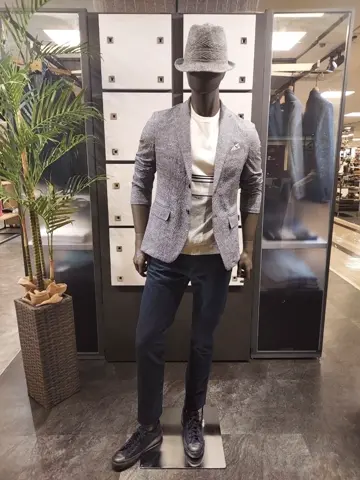 JOSEPH ABBOUD 宮下 コーディネート画像