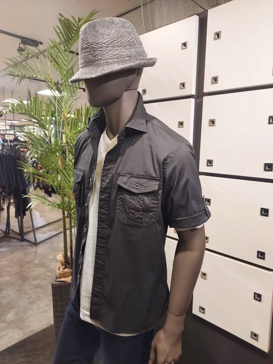 JOSEPH ABBOUD 宮下 コーディネート画像