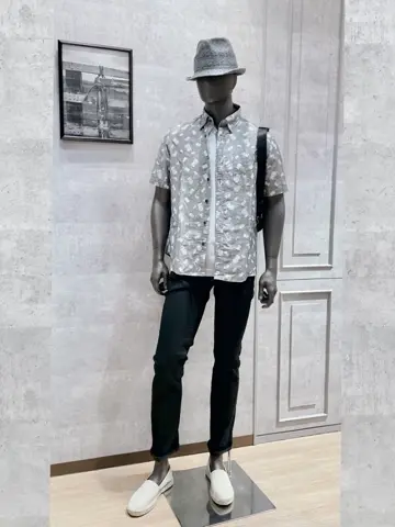 JOSEPH ABBOUD 二澤 コーディネート画像