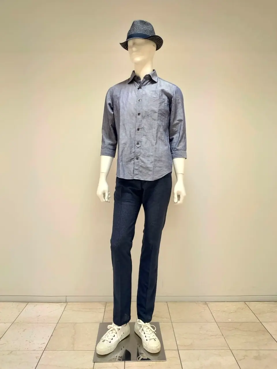 JOSEPH ABBOUD 袋地 コーディネート画像