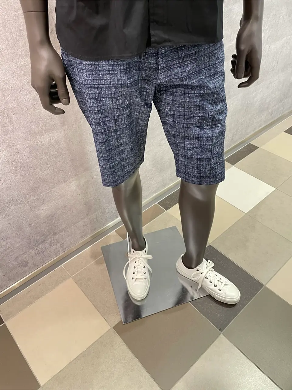 JOSEPH ABBOUD 東　 コーディネート画像