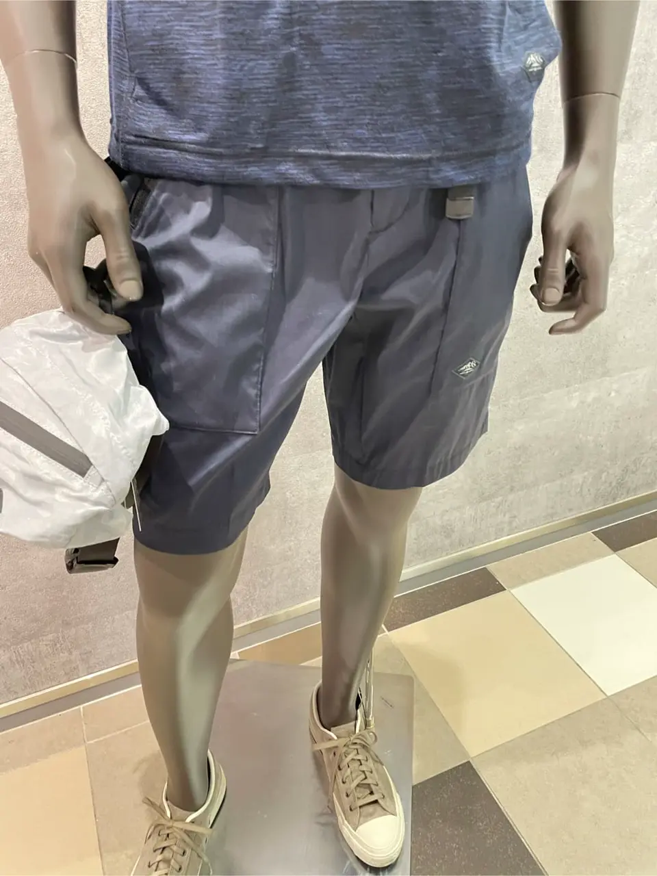 JOSEPH ABBOUD 東　 コーディネート画像