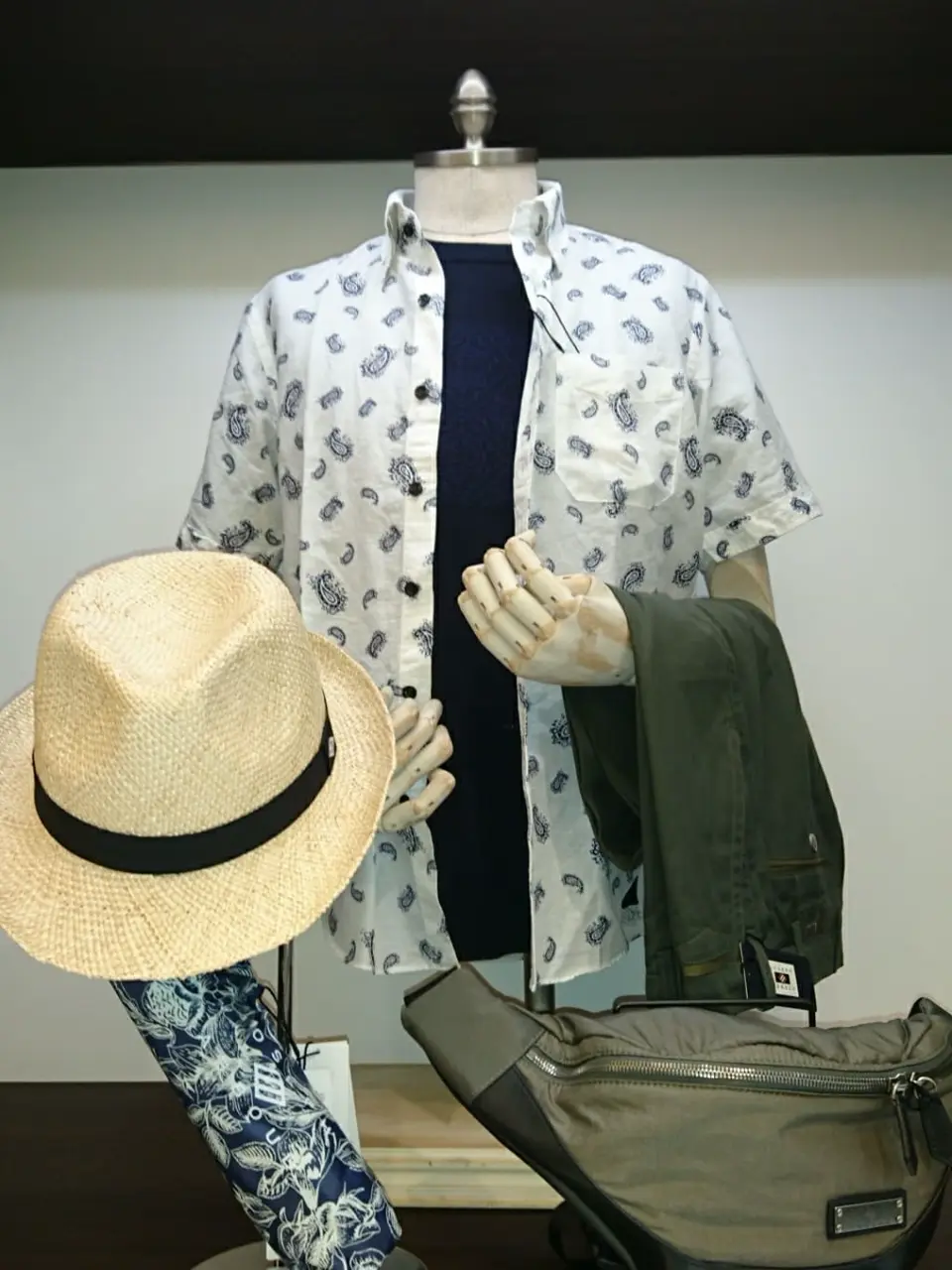 JOSEPH ABBOUD 大野 コーディネート画像