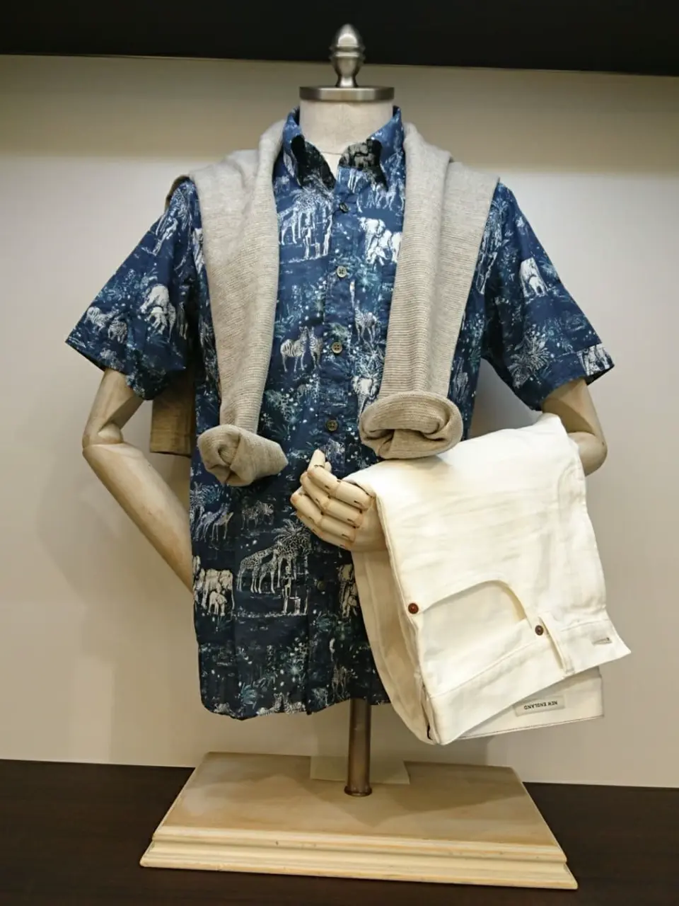 JOSEPH ABBOUD 大野 コーディネート画像