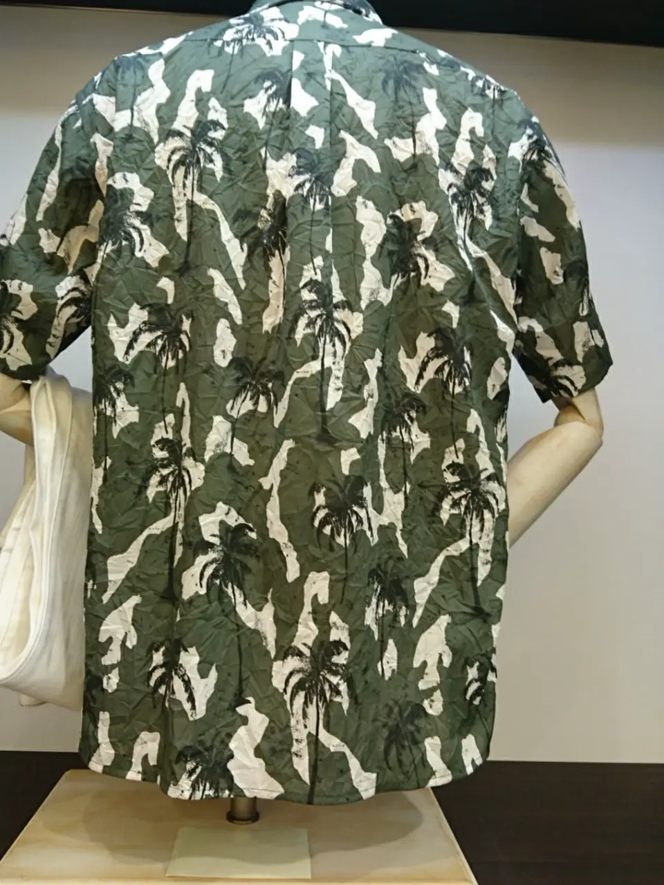 JOSEPH ABBOUD 大野 コーディネート画像