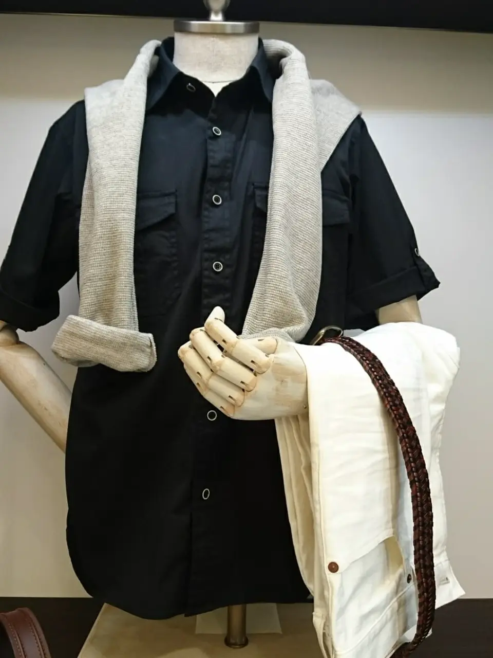 JOSEPH ABBOUD 大野 コーディネート画像