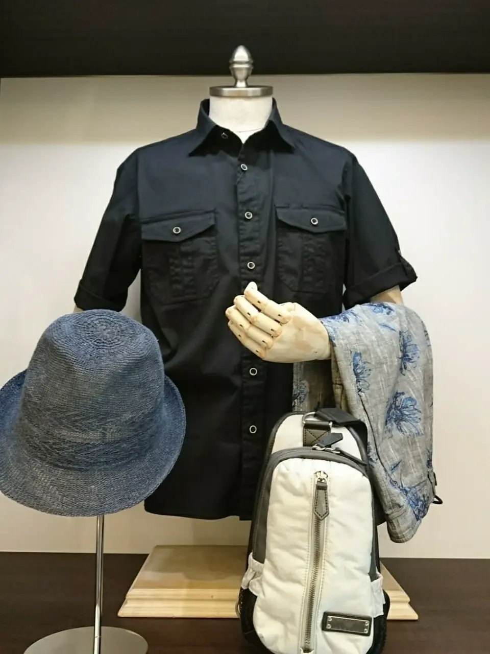 JOSEPH ABBOUD 大野 コーディネート画像