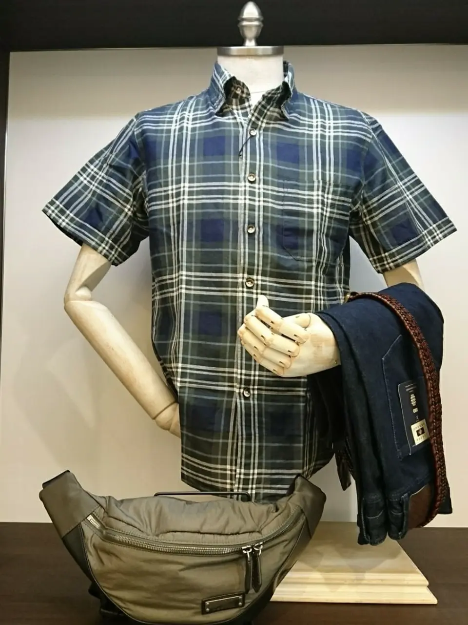 JOSEPH ABBOUD 大野 コーディネート画像